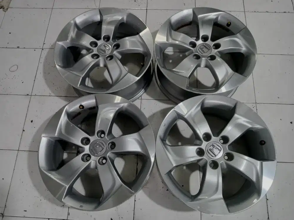 R17 Original HRV mulus Masih Ori pabrik PCD 5x114