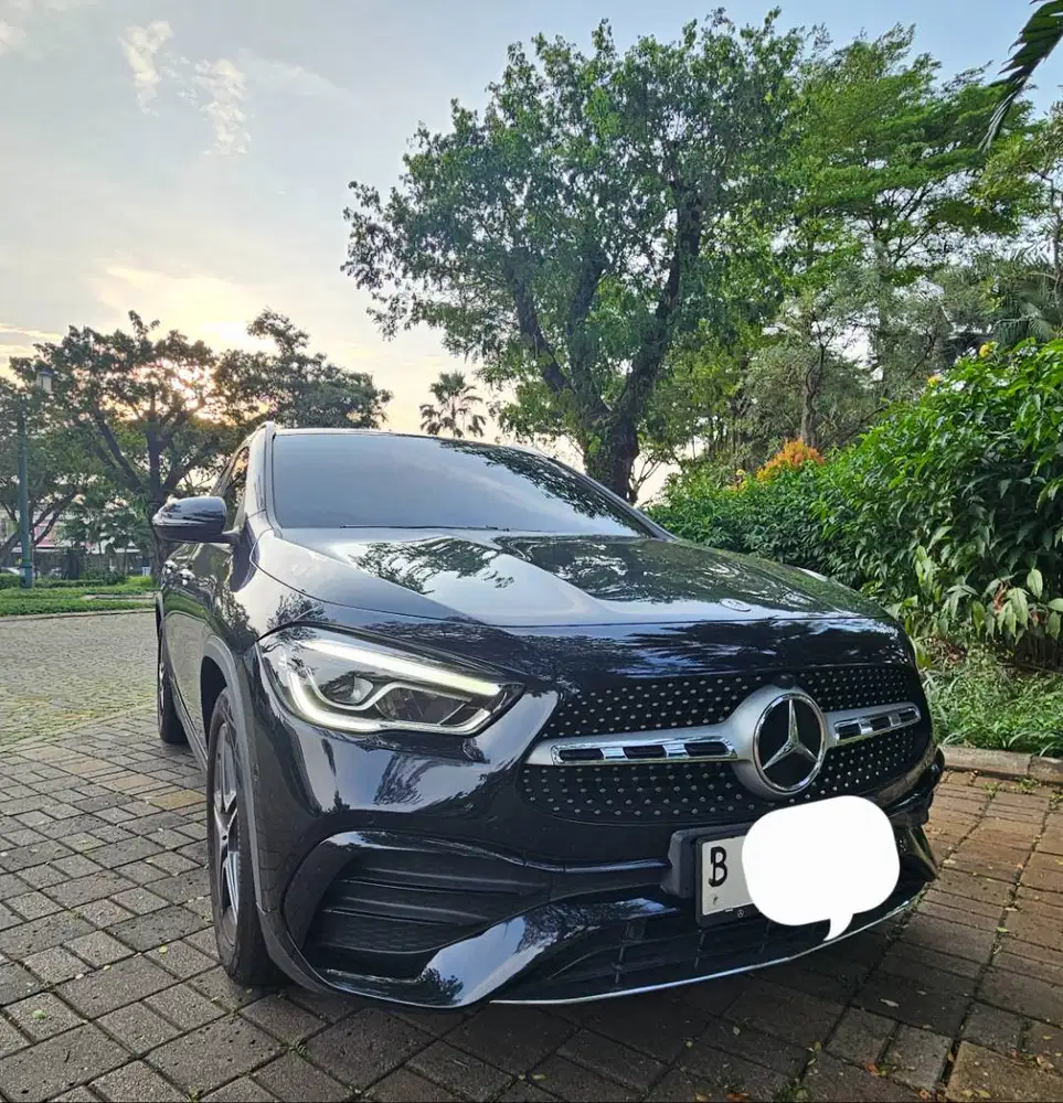 GLA glamorous black!