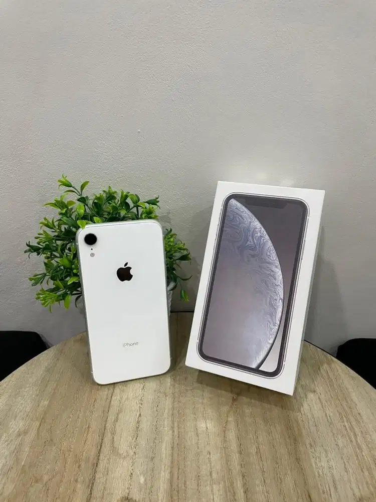 IPhone XR 64GB White mulus Fullset BH 100% 3Utool 100 Sinyal Permanent