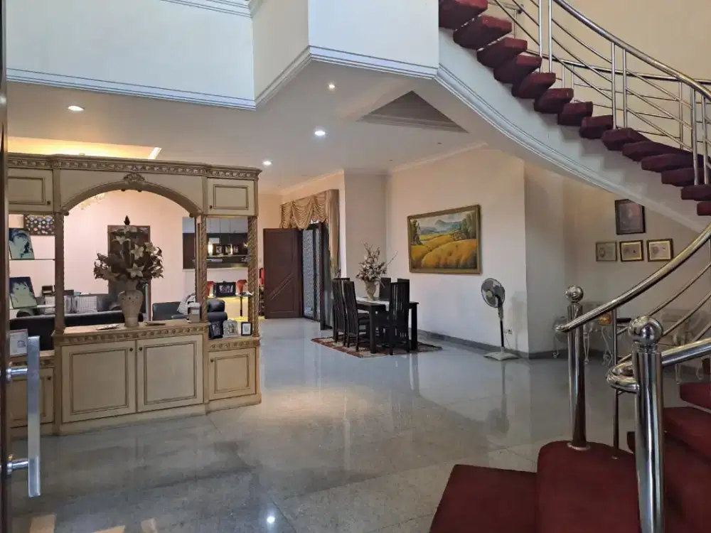 PIK 1 Dijual Rumah Camar Permai – Hoek Luas, Siap Huni
