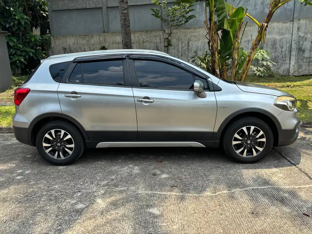 Suzuki SX4 2018 Bensin