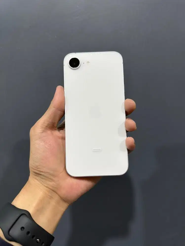 Iphone 16e 128gb second iBox