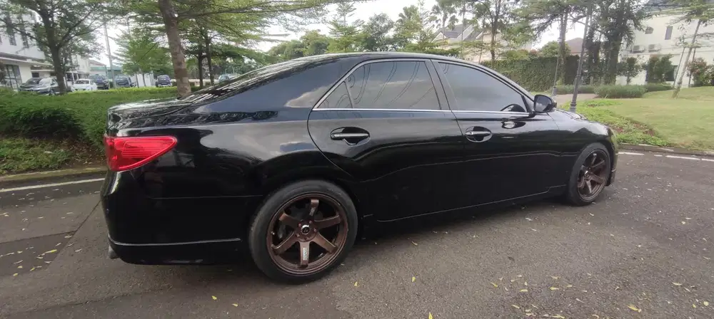 Toyota Mark X 2012 Bensin