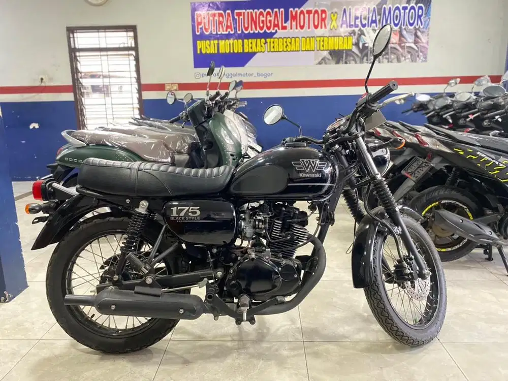Ready w 175 se black edition km 1000 perak