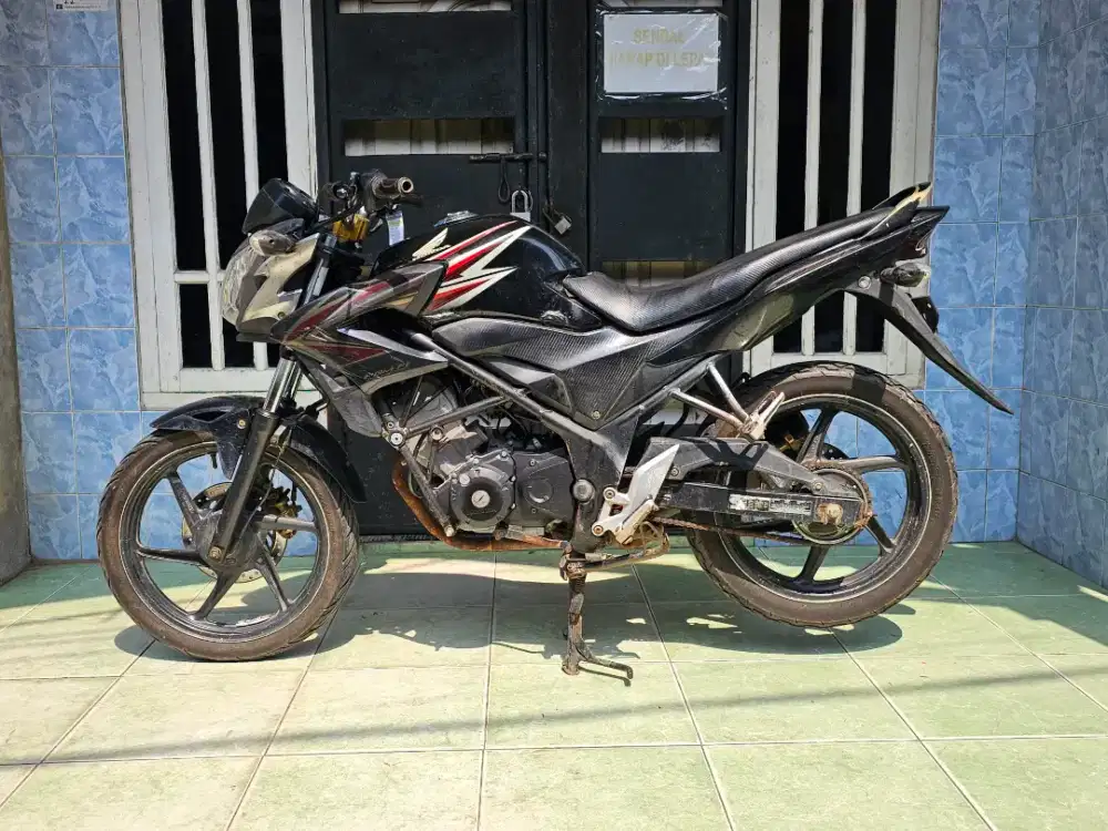 Honda Cb 150R 2013