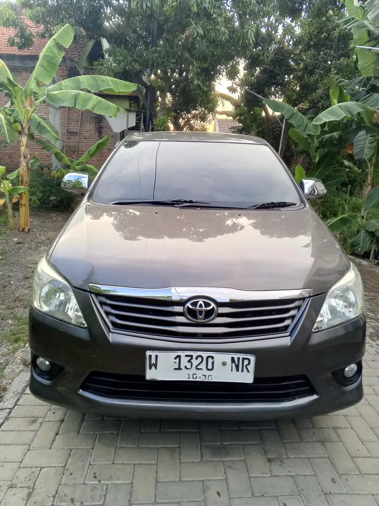 Kijang grand Innova G 2011 Otomatis