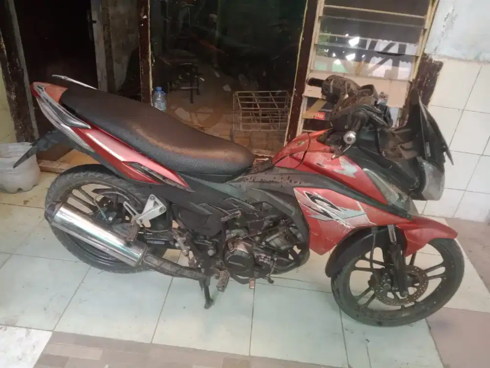 Honda cs 1 kumplit