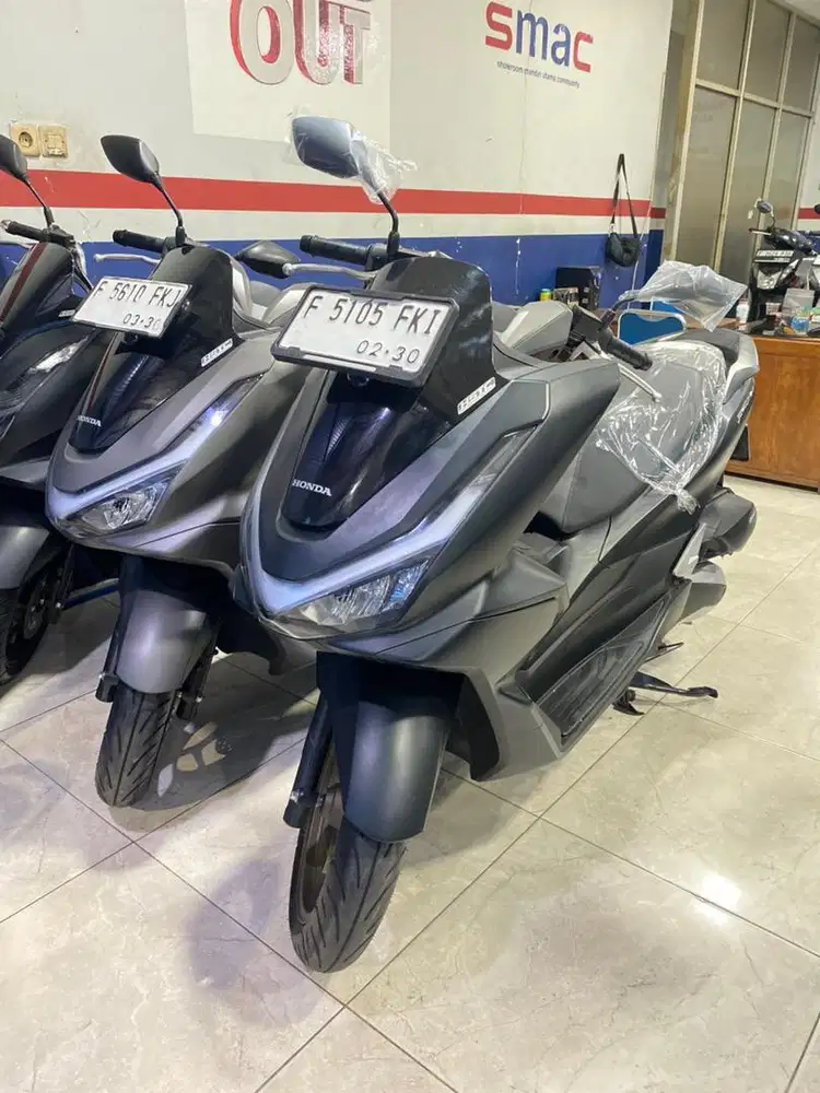 All new pcx 160 abs km 3 ribu perak