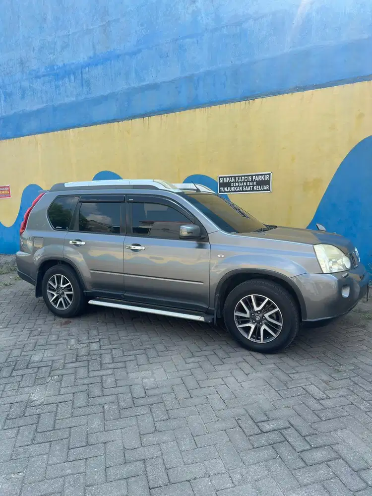 Nissan X-Trail 2011 Bensin