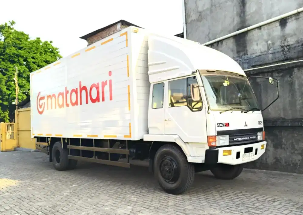 MULUS+banbaru MURAH Mitsubishi Fuso engkel 4x2 SL HL LONG box 2018 bok