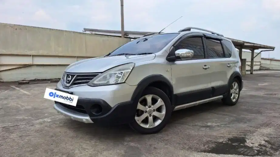 Promo Kredit Murah! Nissan Livina 1.5 X-Gear Bensin-AT 2013 FYY