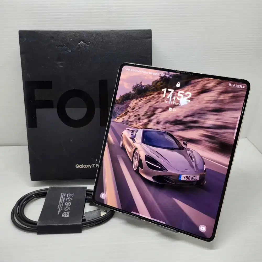 LIKE NEW 99.99% MULUS NO MINUS SAMSUNG GALAXY Z FOLD 4 5G 12/512 BEIGE