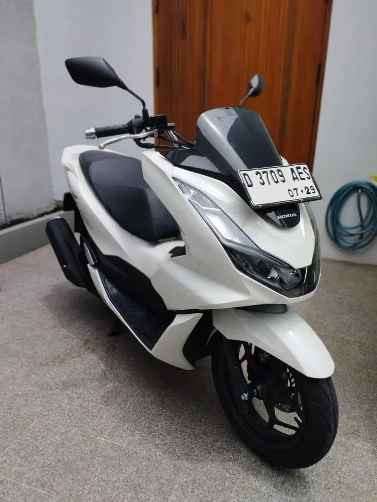 Honda PCX CBS tahun 2024