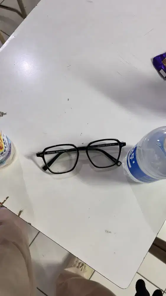 Kaca mata Hitam