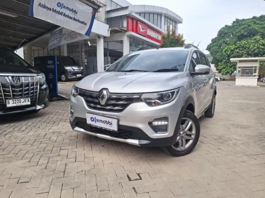 DP 5% Renault Triber 1.0 RXZ Bensin-AT 2021 HFZ