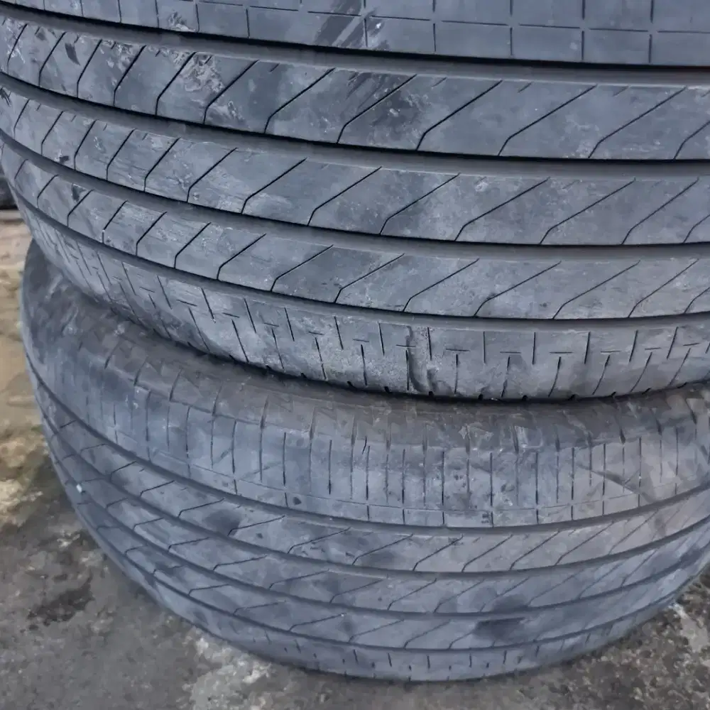 Ban 235 50 18 bridgestone turanza 2pcs alphard vellfire innova dll