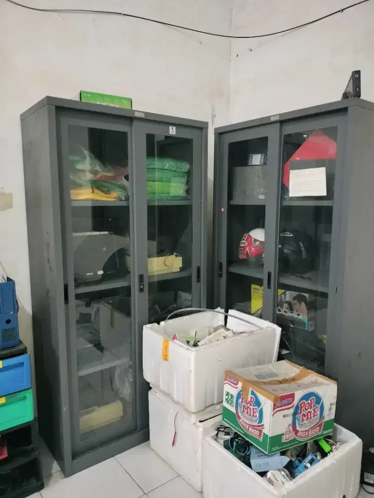 Jual lemari besi kantor 3buah