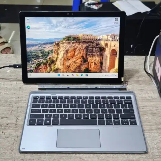 Dell 7210 core i7 gen 10 ram 16gb ssd 256gb kerja kuliah surface DL-SW