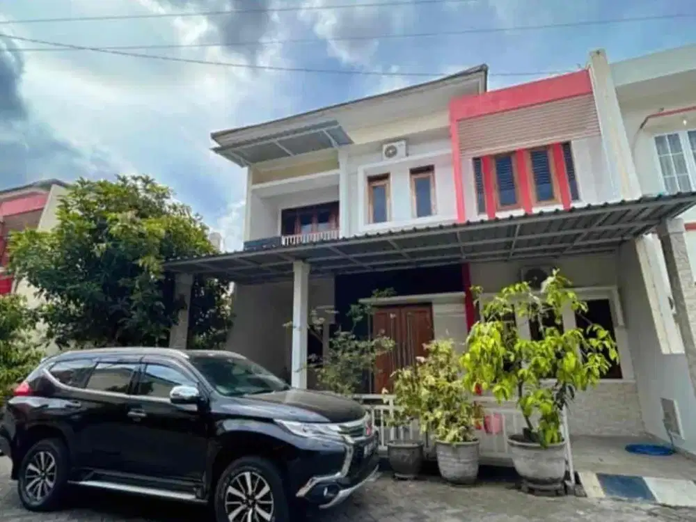 Disewakan rumah furnised 2 lantaii