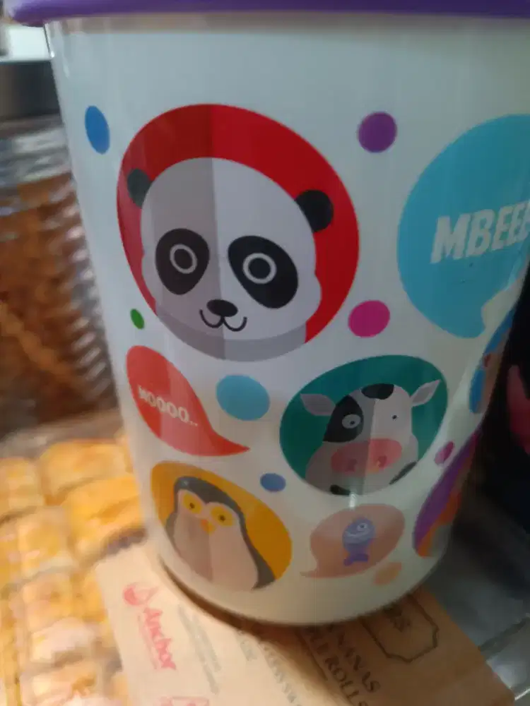 Tupperware durable