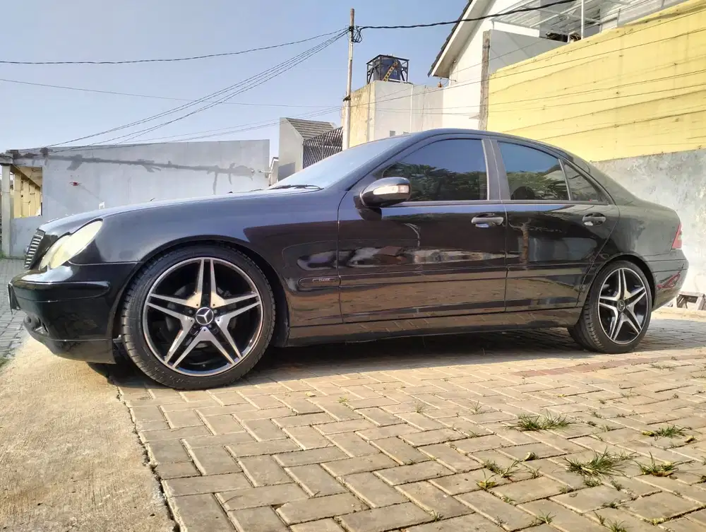 Mercedes-Benz C200 Kompressor 2001 Bensin