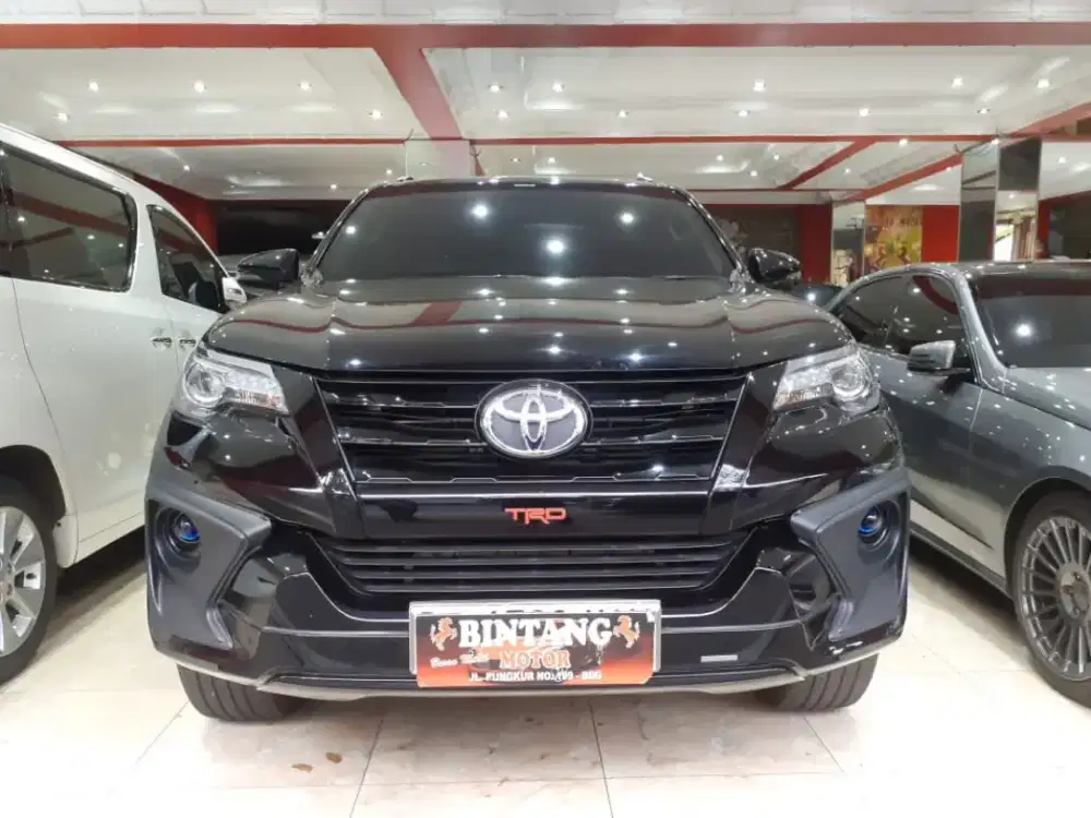 FORTUNER TRD AT 2018 KM RENDAH / MODEL THN 2019 (BINTANG MOTOR)