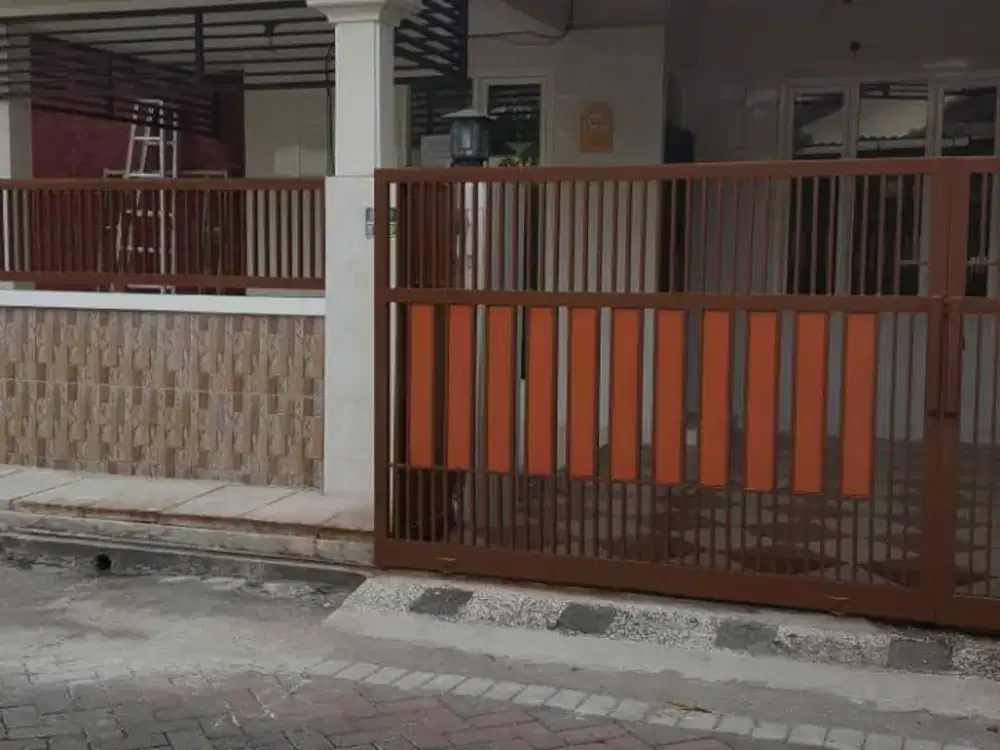 RUMAH HOOK NIRWANA EKSEKUTIF SURABAYA TIMUR, AREA BEBAS BANJIR