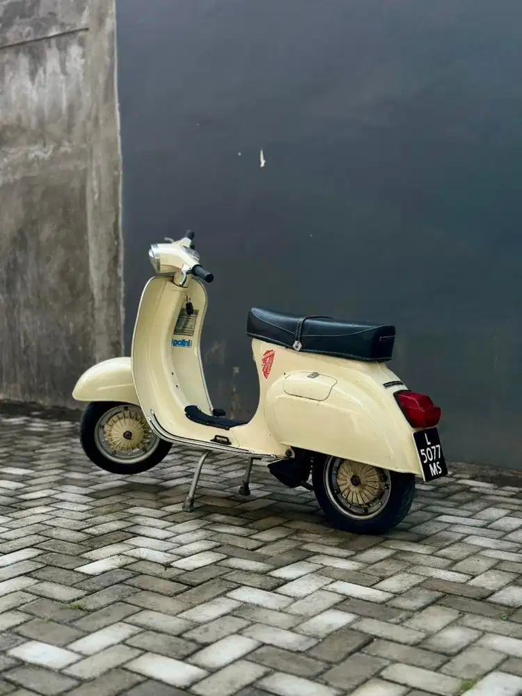 Vespa PTS 90cc tahun 1976