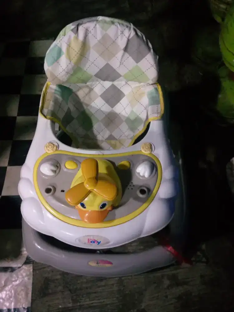 Dijual baby Walker pak ditoarbisusilo hubungi kami lokasi