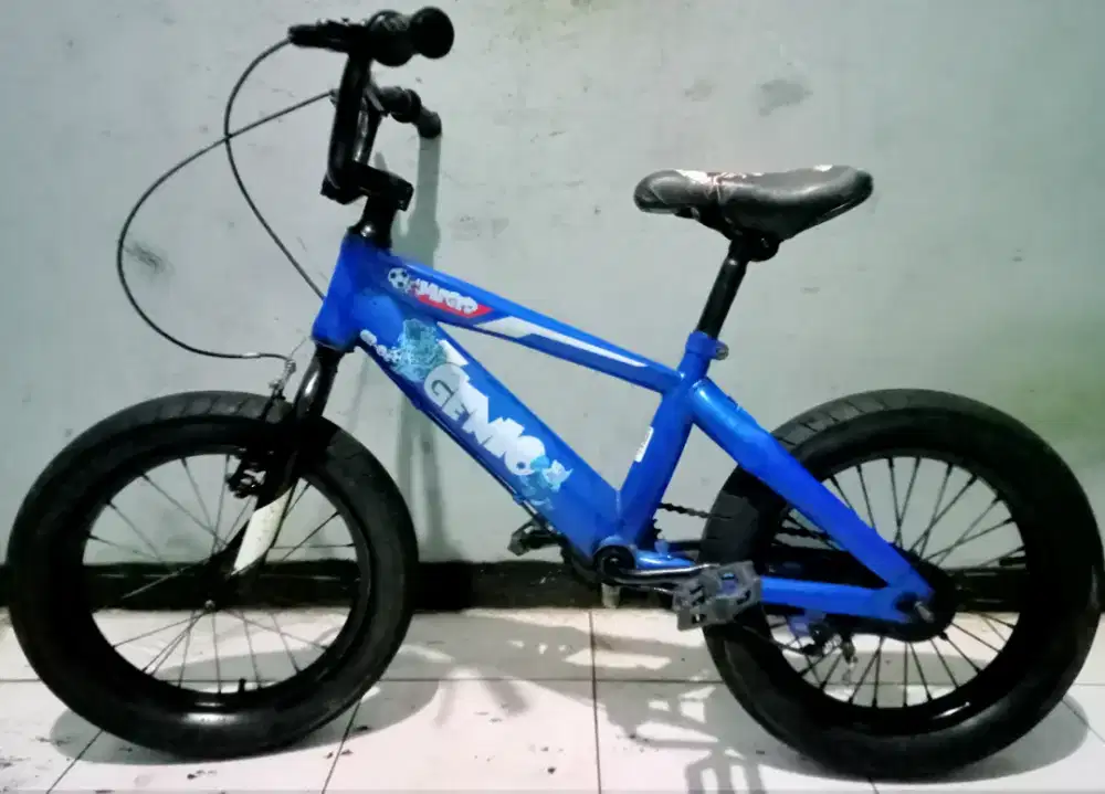 Dijual sepeda BMX GENIO JAEGER anak msih bgus ban tebal batangan ORIan