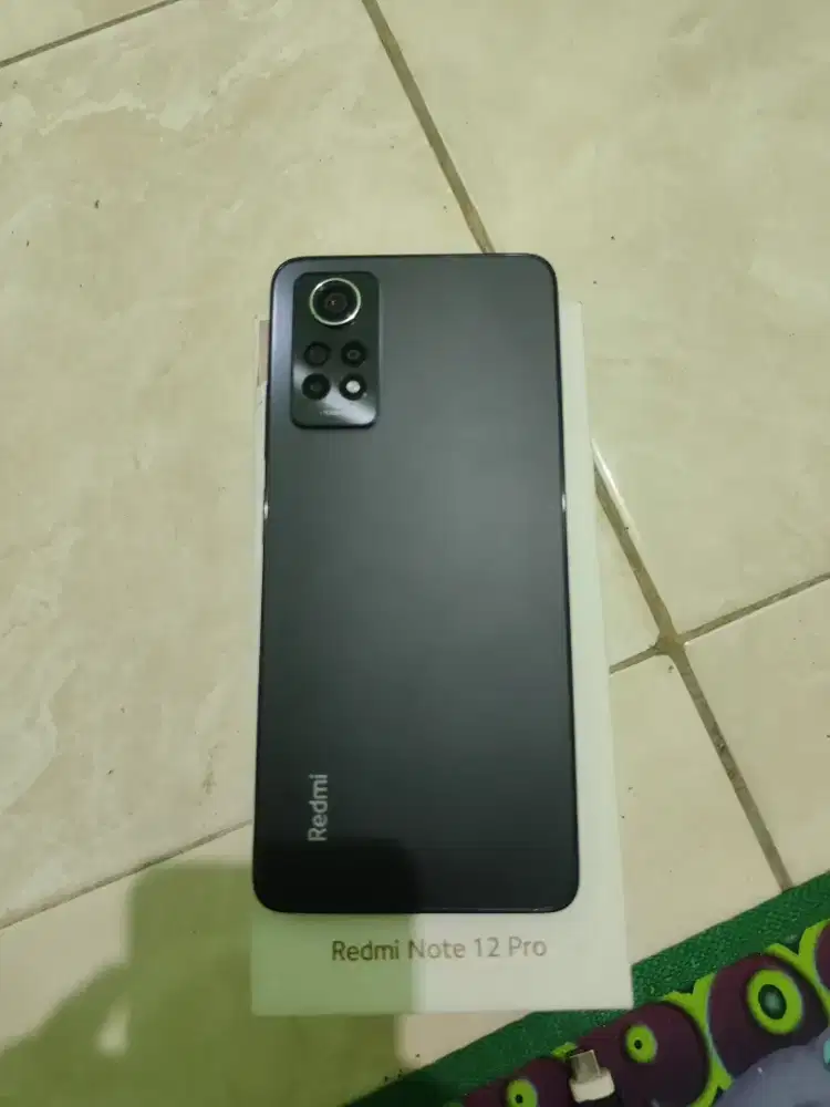 Xiomi note 12 pro ram 8/256