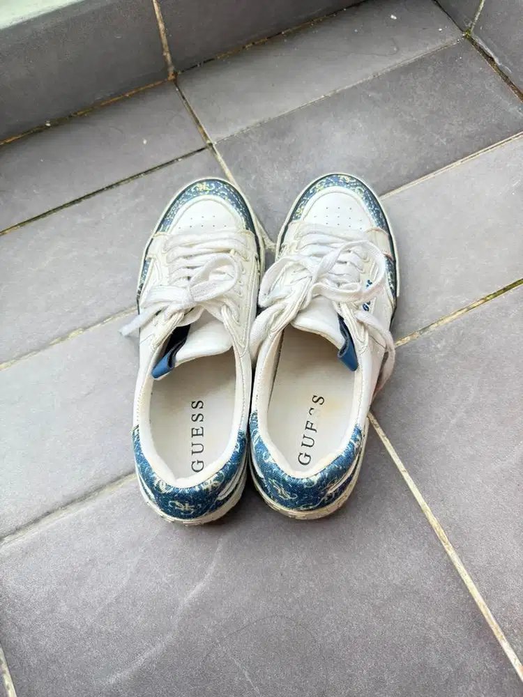 Sepatu original Brand Guess uk 38 1/2