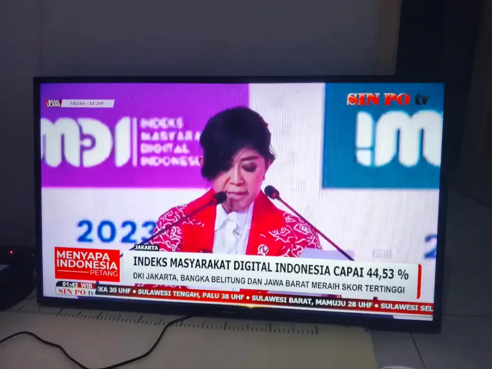 Tv LED Samsung 43 inci