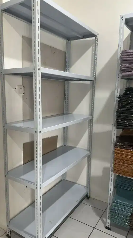 Dijual rak 5 susun