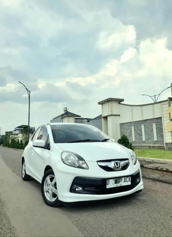 TDP 7 JT!! LOW KM 70RB ISTIMEWA. BRIO E CKD 1.2 MATIC 2015 FIRST HAND