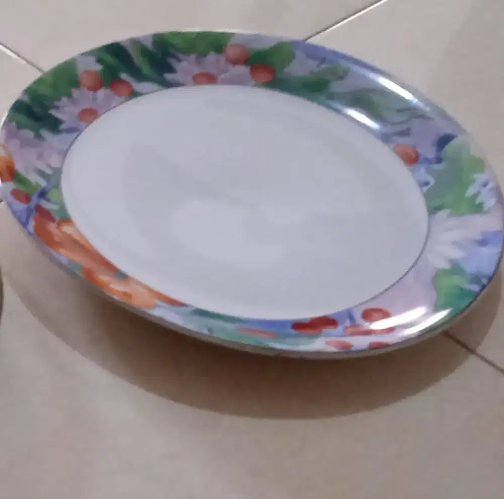 2 PIRING KUE KERAMIK