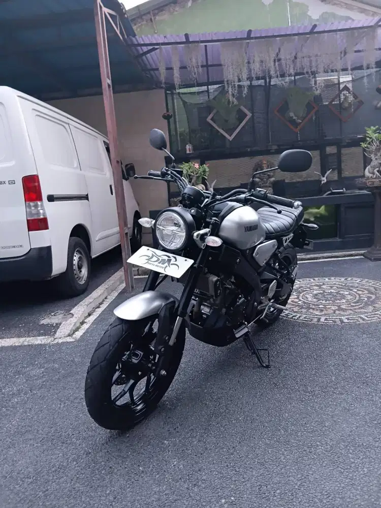 Yamaha xsr 155 tahun 2023