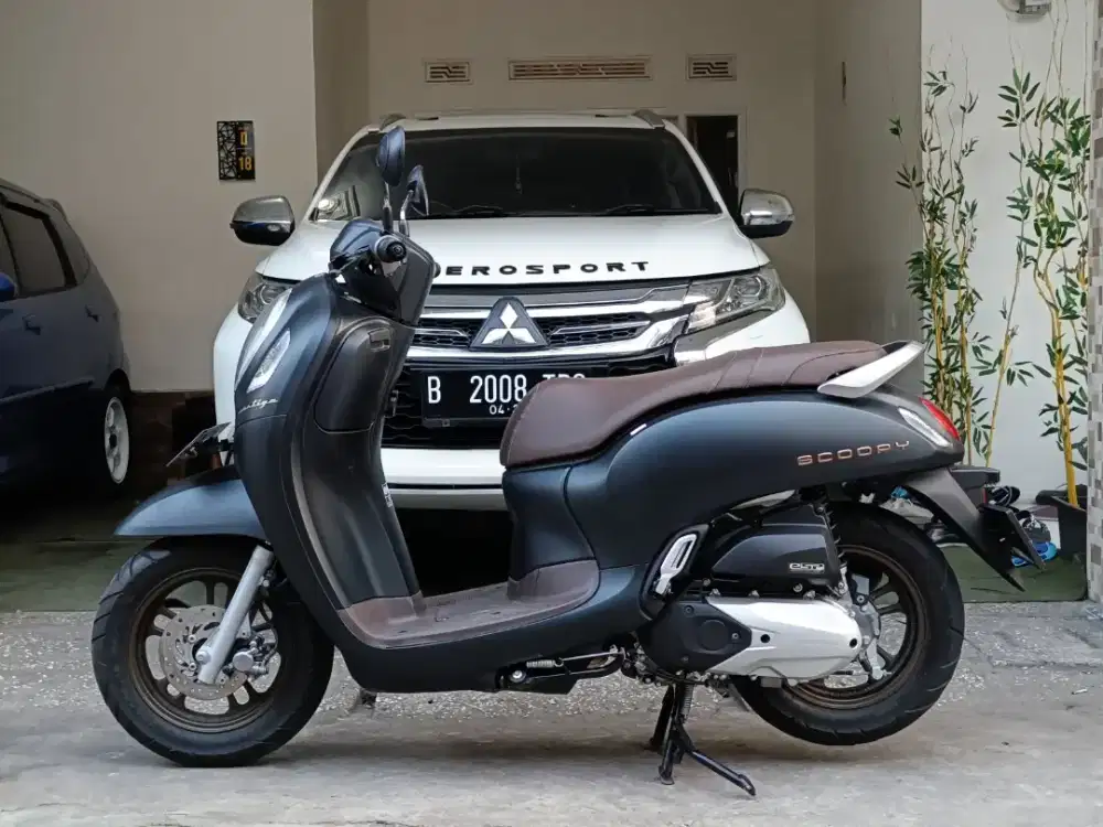 Scoopy prestige tahun 2024 low km 11rb/tt boleh gan cash lebih bagus