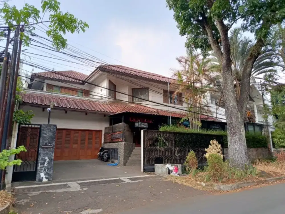 Dijual Rumah Mewah Sayap Dago – Lokasi Emas Dekat Gedung Sate, Cocok untuk Hunian & Usaha