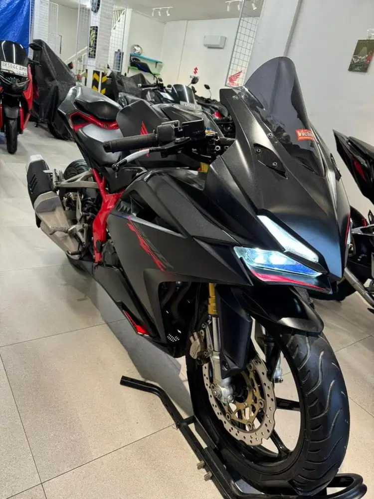 Honda CBR 250RR 2019 warna Hitam Chasis Merah CBR250RR CBR250 250 CC
