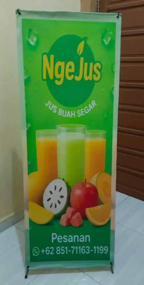 Penjual Jus Buah Segar