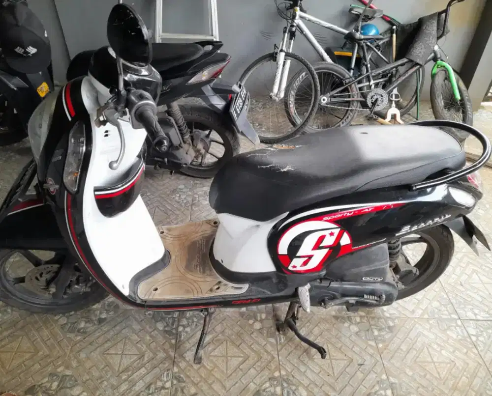Motor scoopy tahun 2016