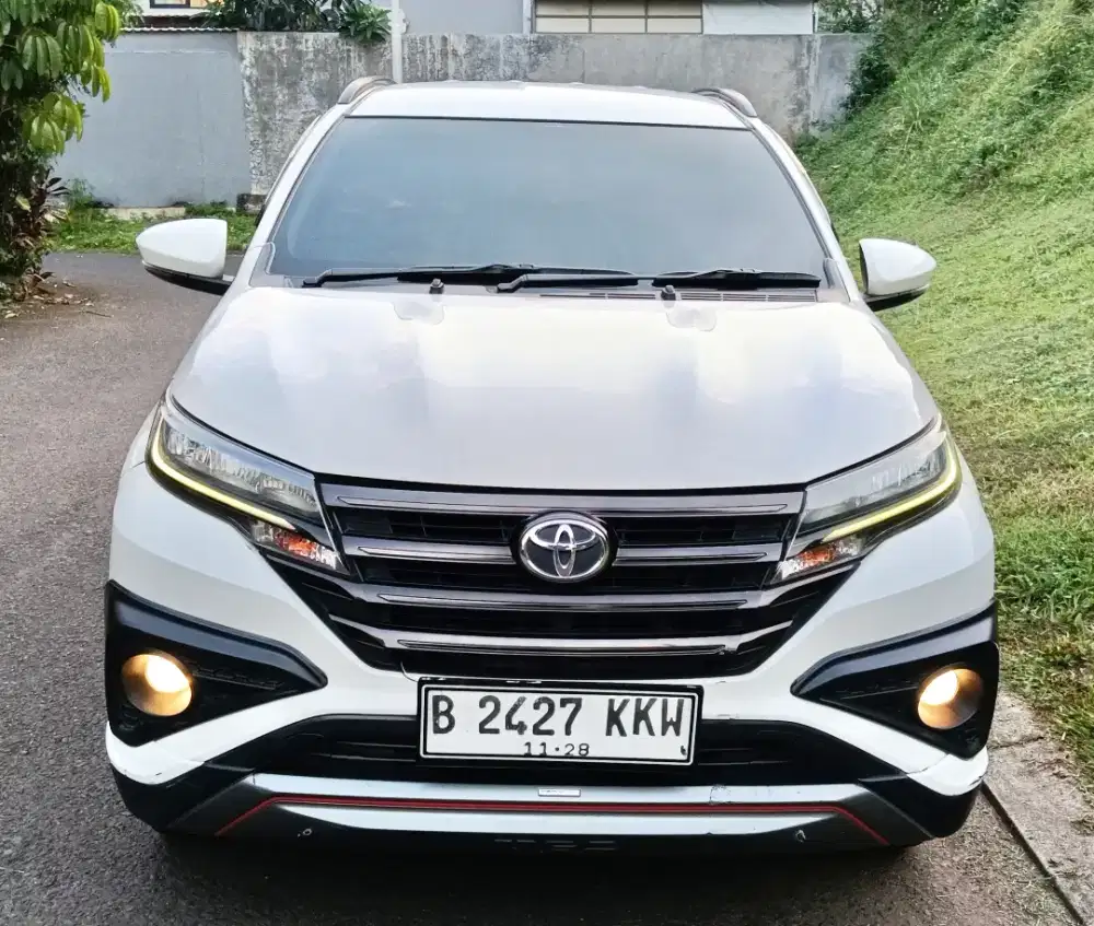 Toyota Rush S TRD Sportivo mt Istimewa Full Orisinil