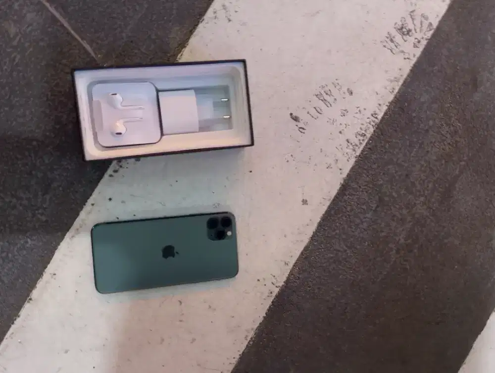 Iphone 11 pro max 256gb sepek para dewa