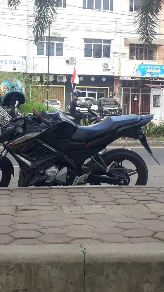 Viksen 2015 black