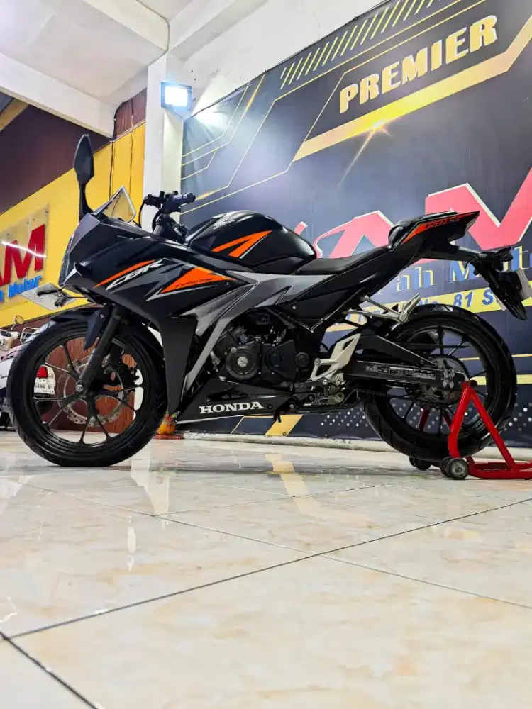 Honda All New CBR 150 R REG 2020 like new mantab