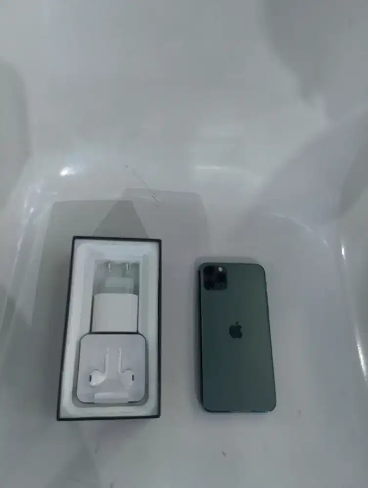 Iphone 11 pro max 256gb pusat baru