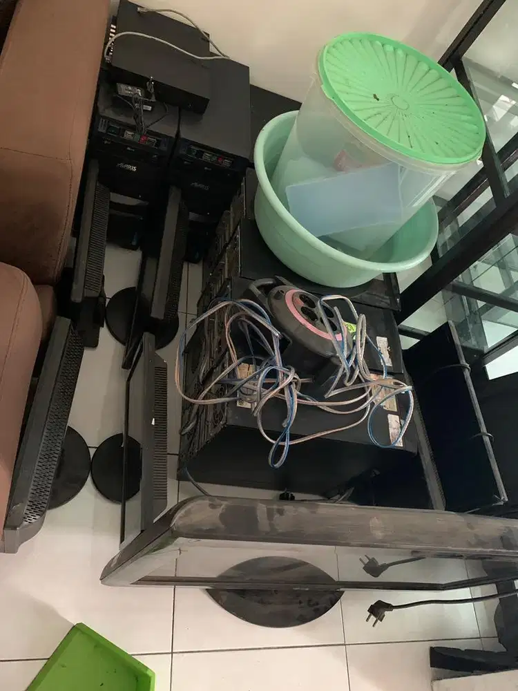 Komputer dan monitor