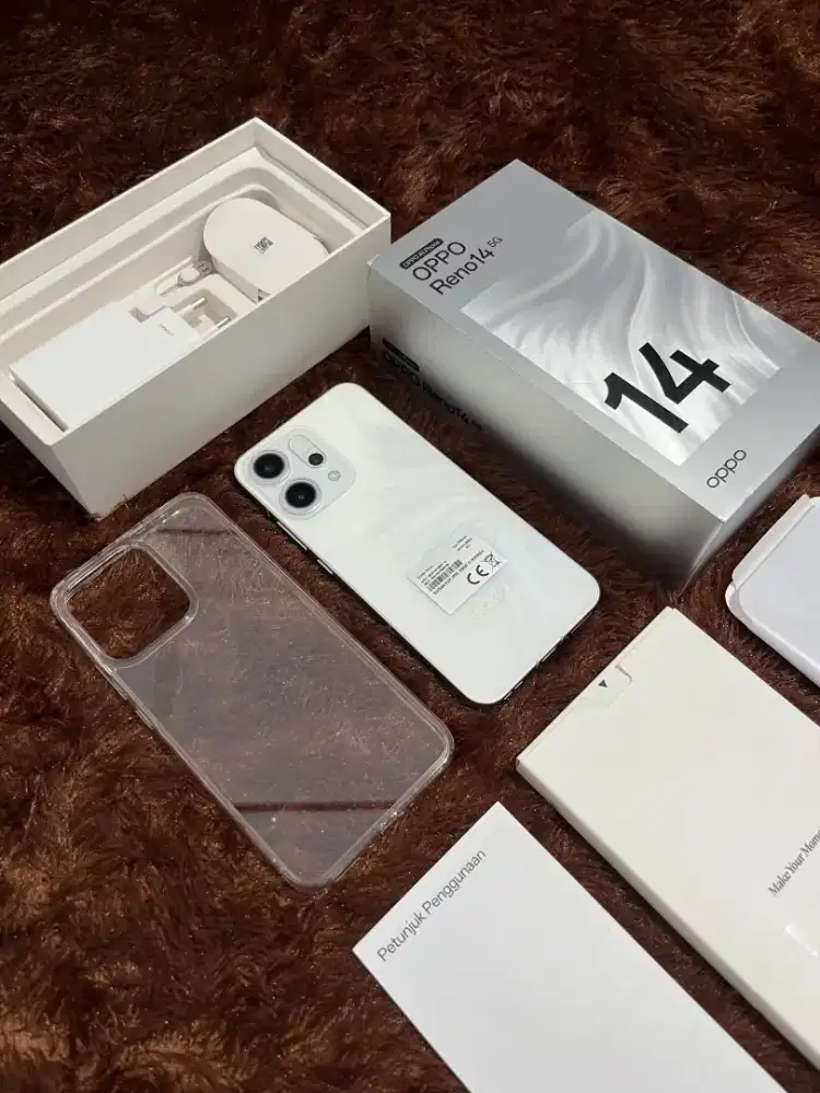 Oppo Reno 14 5G 12/256GB Like New Garansi 24 Juli 2027  - White