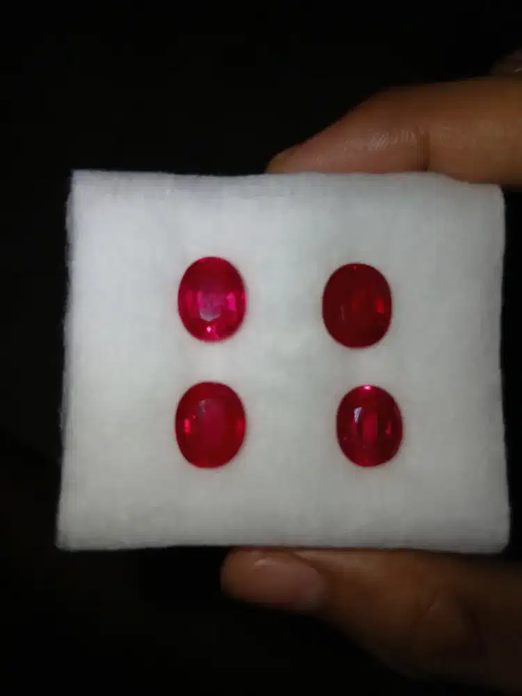 Synthetic Red Ruby 4pcs